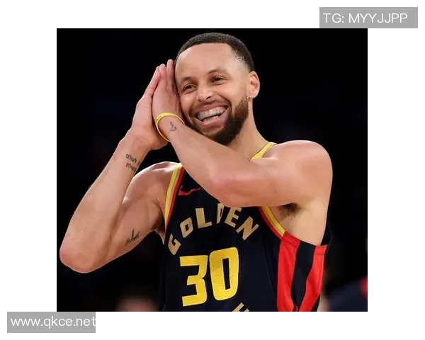 库里三分球命中数突破20个成为本赛季联盟首位达成此成就的球员 库里三分球命中数突破20个成为本赛季联盟首位达成此成就的球员