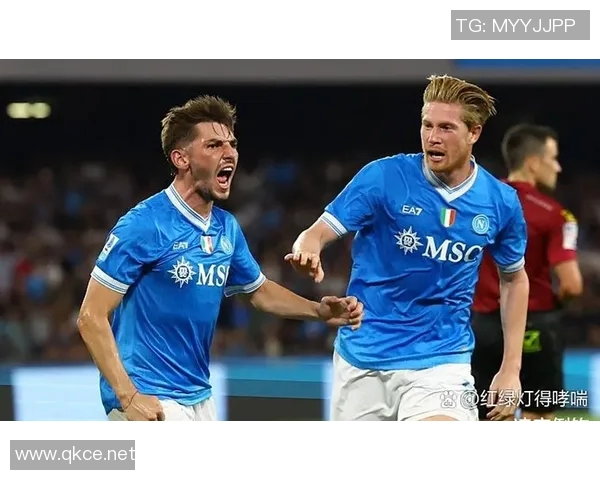 德佬放弃电影投资收购那不勒斯如今球队崛起成意甲强队 德佬放弃电影投资收购那不勒斯如今球队崛起成意甲强队