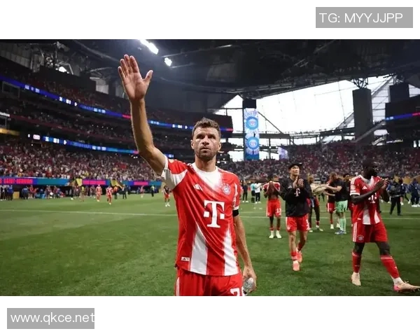 拜仁球员齐聚穆勒家中共赏MLS决赛展现团队精神 拜仁球员齐聚穆勒家中共赏MLS决赛展现团队精神