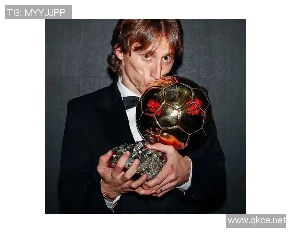 莫德里奇坚信智慧才是足球的关键身高与力量并非决定因素