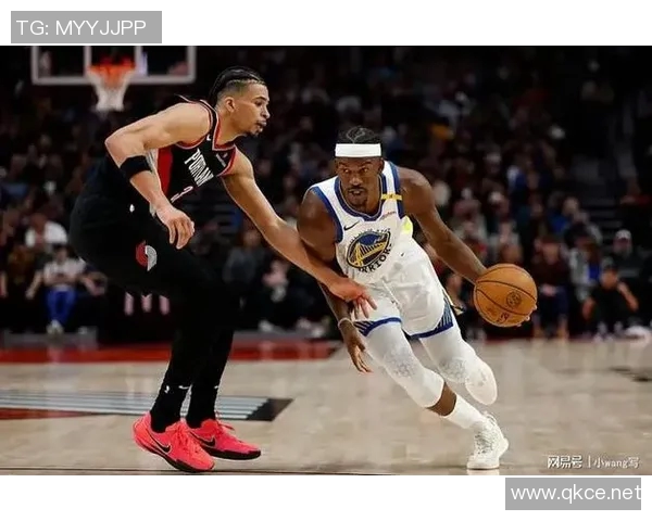 NBA赛事回顾魔术遭黄蜂逆袭勇士战胜雄鹿雷霆轻松击败奇才马刺压制热火 NBA赛事回顾魔术遭黄蜂逆袭勇士战胜雄鹿雷霆轻松击败奇才马刺压制热火